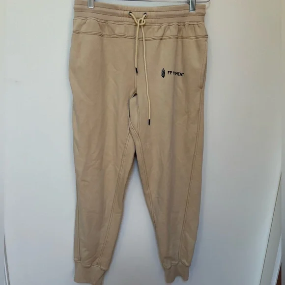 NWOT Free People FP Movement Undefeated Set Size Small - Picture 9 of 16